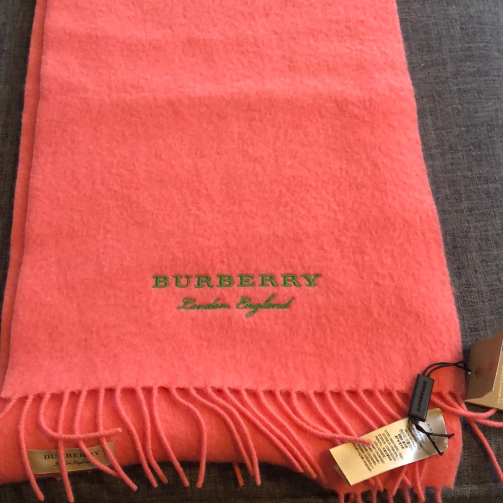 Burberry cashmere scarf